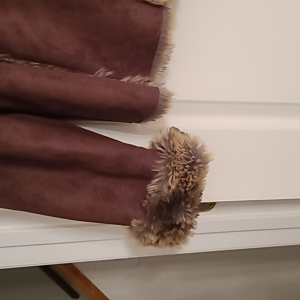 Beautiful Faux Shearling Jacket Size XL - Picture 4 of 7